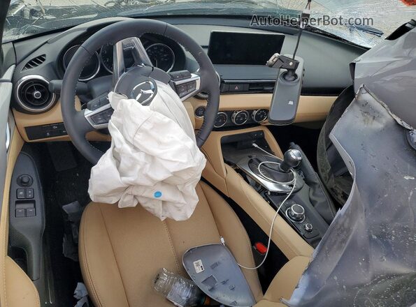 JM1NDAD72S0659966 2025 MAZDA MX-5 Серебряный Вид панели приборов