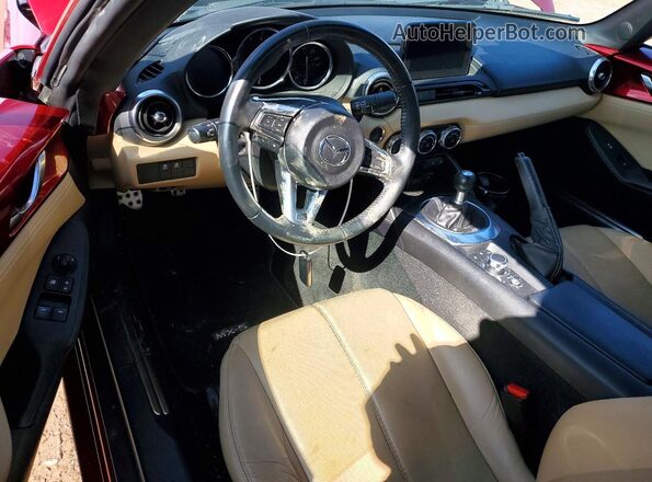 JM1NDAM71L0410060 2020 MAZDA MX-5 Red Widok deski rozdzielczej