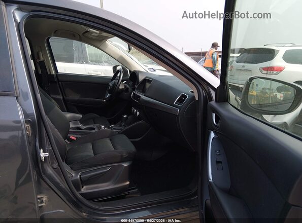JM3KE2CYXG0861386 2016 MAZDA CX-5 Gray Widok wnętrza z przodu