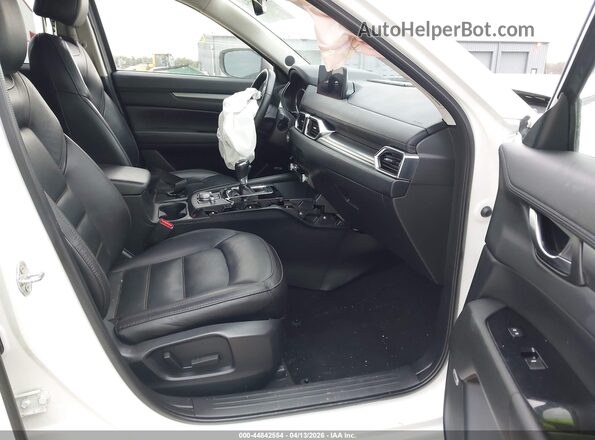 JM3KFBCM0M0488445 2021 MAZDA CX-5 White წინა სალონის ხედი