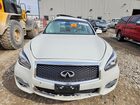 2018 Infiniti Q70 3.7 Luxe Белый vin: JN1BY1AR3JM220184