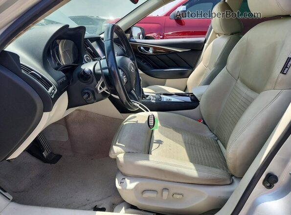 JN1EV7AP0HM735919 2017 INFINITI Q50 Silver Вид салону спереду