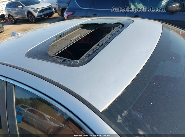 JN1EV7AP6JM350970 2018 INFINITI Q50 Серебряный Вид спереди