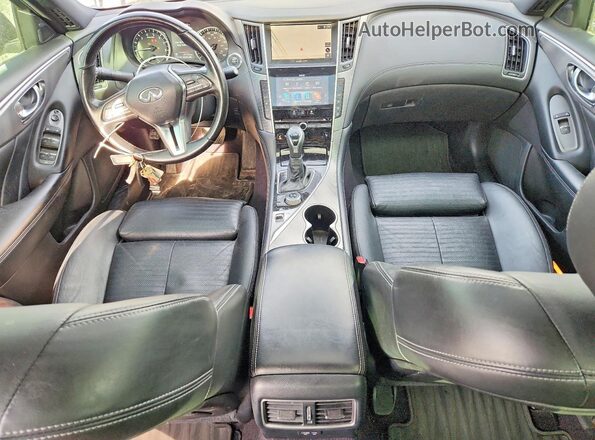 JN1EV7AR4LM256493 2020 INFINITI Q50 Серый Вид панели приборов