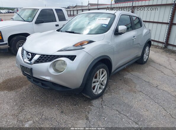 JN8AF5MR0HT702133 2017 NISSAN JUKE Silver Vista tres cuartos delantera izquierda