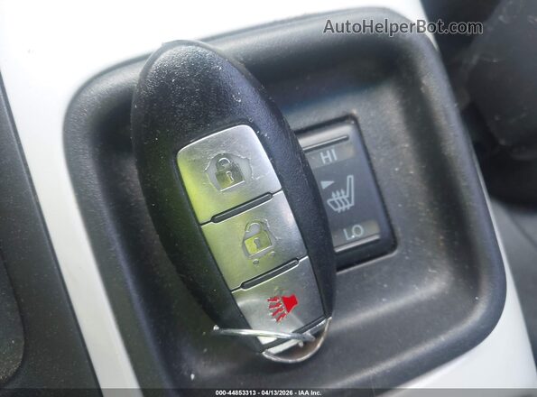 JN8AF5MR9HT704057 2017 NISSAN JUKE Black Առջևի վահանակի տեսք