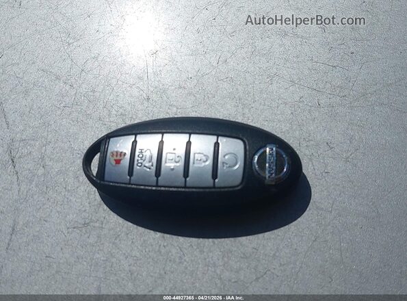 JN8AT2MT7JW465762 2018 NISSAN ROGUE White Widok deski rozdzielczej