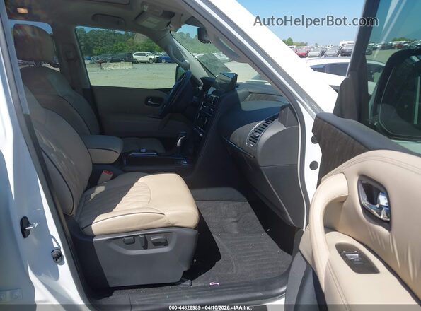 JN8AY2DAXM9371636 2021 NISSAN ARMADA White Vista interior delantera