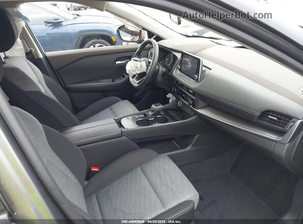 JN8BT3BA4PW433484 2023 NISSAN ROGUE Gray Вид салону спереду