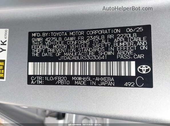 JTDADABUXS3030641 2025 TOYOTA LE Gray Widok komory silnika