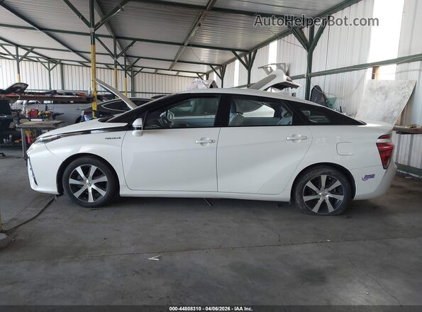 JTDBVRBD5JA004698 2018 TOYOTA MIRAI Белый Панорамный вид салона 360°