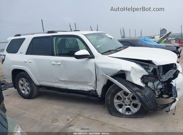 JTEEU5JR2P5284986 2023 TOYOTA 4RUNNER White Vista interior de 360 grados