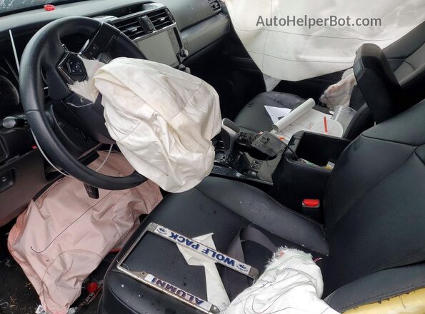 JTERU5JR3P6174752 2023 TOYOTA 4RUNNER Gray Front interior view