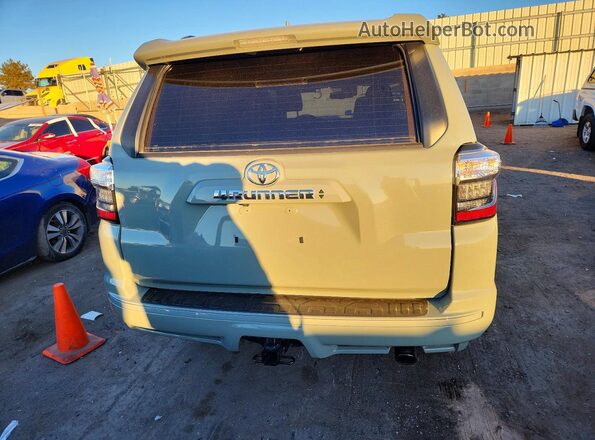 JTESU5JR4P6163860 2023 TOYOTA 4RUNNER Gray Вид ззаду
