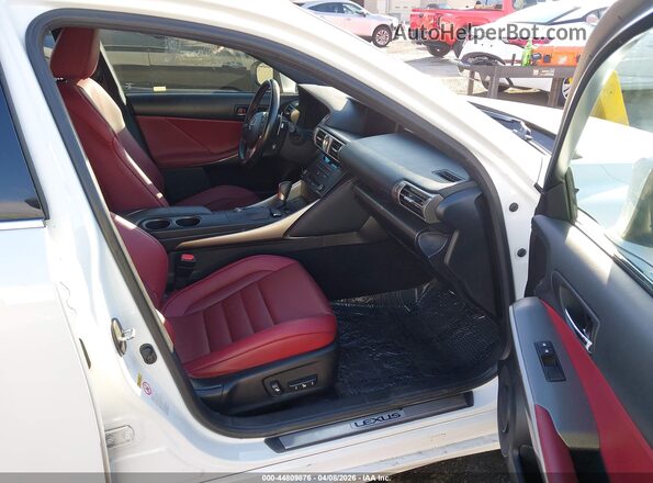 JTHBA1D28G5035744 2016 LEXUS IS 200T Белый Вид салона спереди