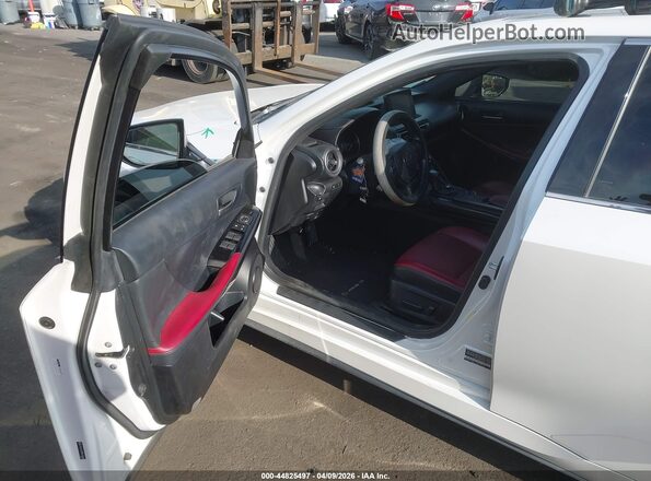 JTHCA1D29M5109558 2021 LEXUS IS 300 Белый Вид салона спереди