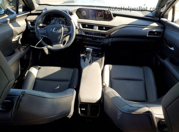 JTHP9JBH2L2031156 2020 LEXUS UX Серый Вид панели приборов