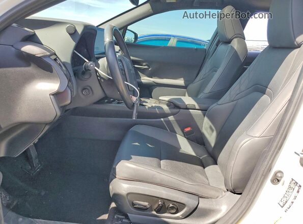 JTHP9JBH3P2066679 2023 LEXUS UX Белый Вид салона спереди