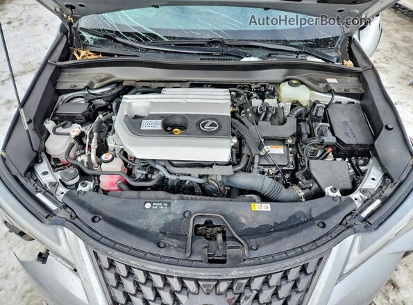 JTHP9JBH9L2023622 2020 LEXUS UX Silver Widok komory silnika