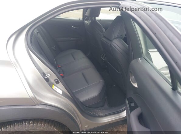 JTHY3JBH3K2002995 2019 LEXUS UX 200 Silver Vista de la etiqueta del VIN