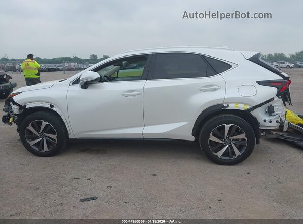 JTJYARBZ2K2134657 2019 LEXUS NX 300 White 360 interior view