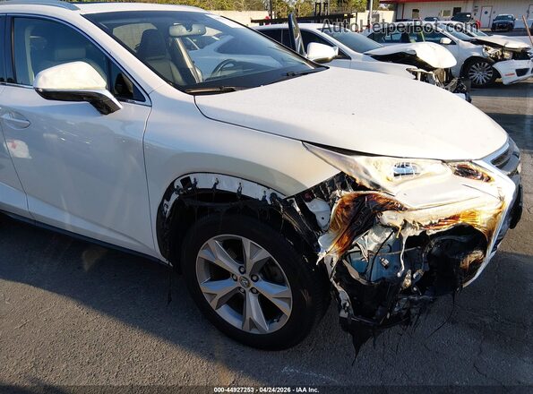 JTJYARBZ8H2079012 2017 LEXUS NX 200T White Widok z przodu