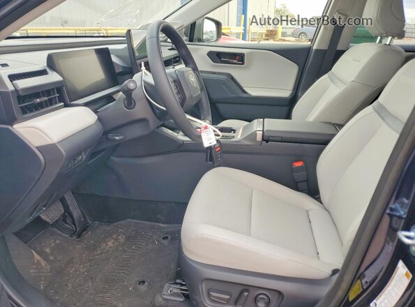 JTM6CRAV2TD300166 2026 TOYOTA LIMITED Синий Вид салона спереди