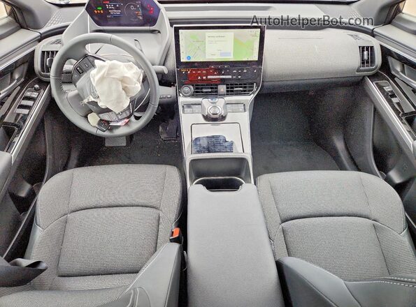 JTMAAAAA4SA073612 2025 TOYOTA LE Black Вид панелі приладів