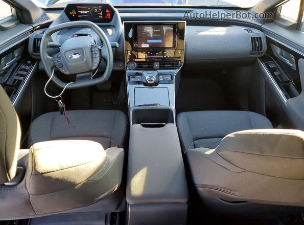 JTMABABA7RA082794 2024 SUBARU SOLTERRA Серый Вид панели приборов