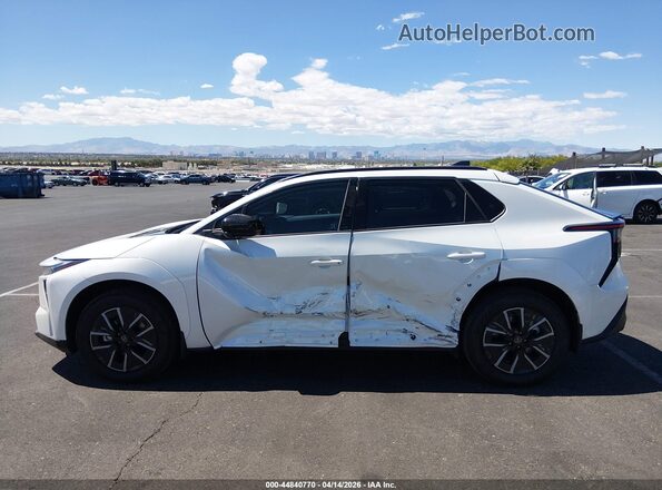 JTMBDAFB6TJ017900 2026 TOYOTA LE White სალონის 360-გრადუსიანი ხედი