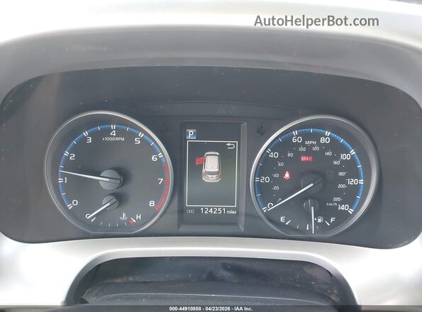 JTMBFREV9JJ205151 2018 TOYOTA LE Blue Հետևի նստատեղերի տեսք