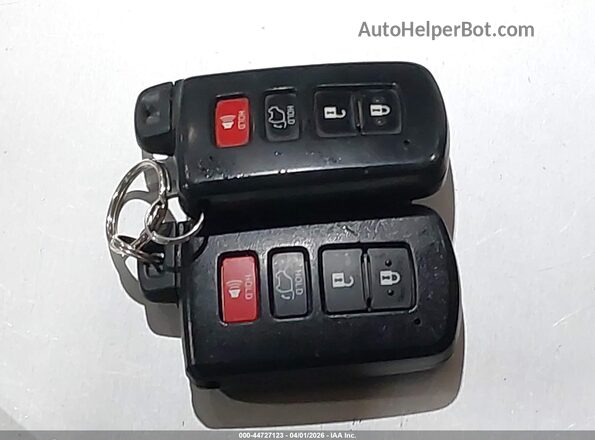 JTMDFREV5HJ708498 2017 TOYOTA LIMITED Серый Вид панели приборов