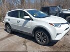 2018 Toyota Rav4 Limited White vin: JTMDFREV5JJ198014