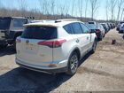 2018 Toyota Rav4 Limited White vin: JTMDFREV5JJ198014