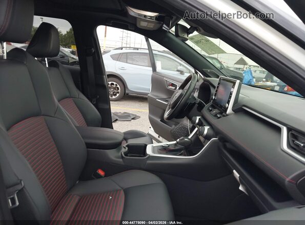JTMEB3FV2ND078395 2022 TOYOTA RAV4 PRIME White Widok wnętrza z przodu