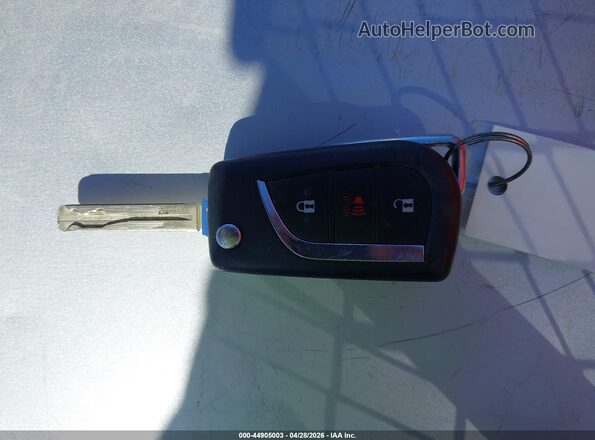 JTMF1RFV2KD004934 2019 TOYOTA LE Silver Widok deski rozdzielczej