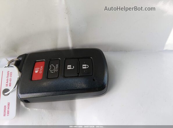 JTMJFREV0GJ070971 2016 TOYOTA RAV4 White Dashboard view
