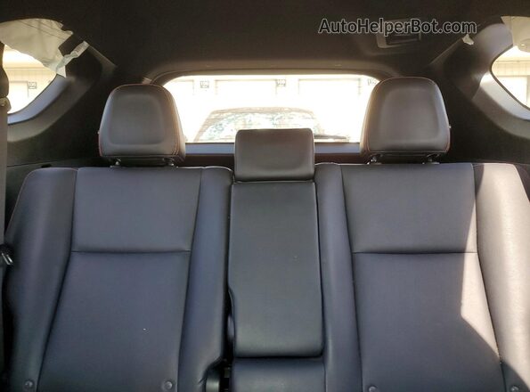 JTMJFREV1GJ077444 2016 TOYOTA RAV4 Red Widok tylnych siedzeń