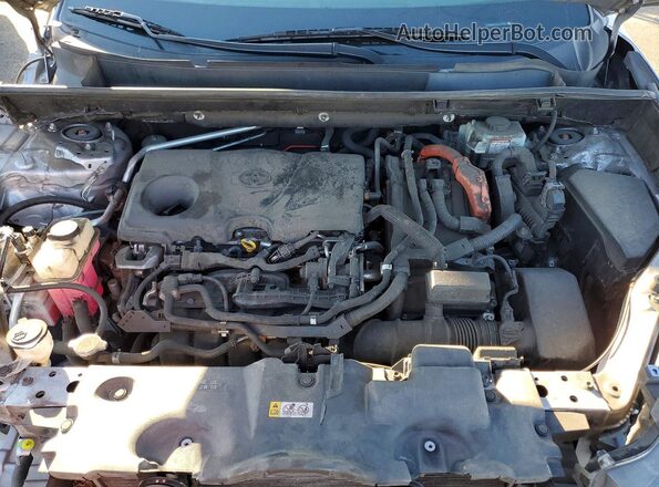 JTMMWRFV1KD518041 2019 TOYOTA RAV4 Silver Widok komory silnika