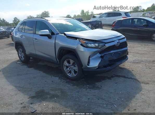 JTMMWRFV1ND152537 2022 TOYOTA LE Серебряный Передняя правая четверть