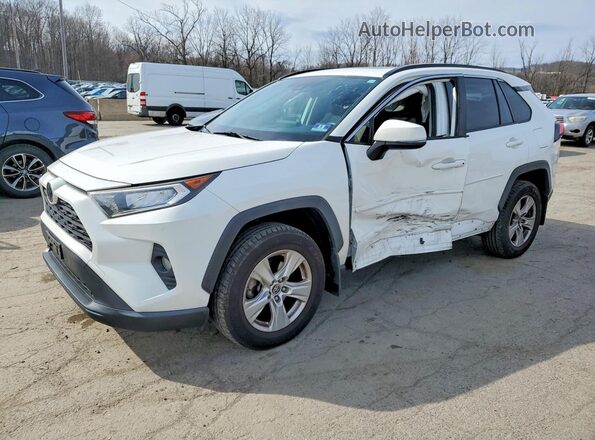 JTMP1RFV9KD022724 2019 TOYOTA LE Белый Передняя левая четверть