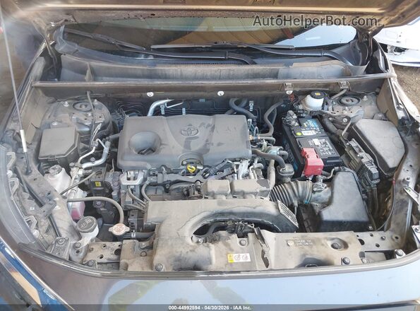 JTMP1RFVXLJ033671 2020 TOYOTA LE Серебряный Вид сзади