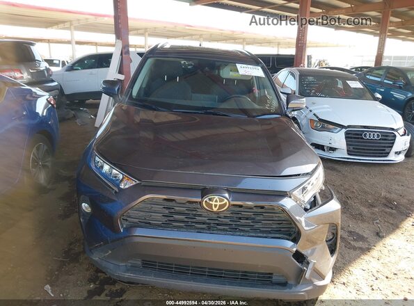 JTMP1RFVXLJ033671 2020 TOYOTA LE Серебряный Вид спереди