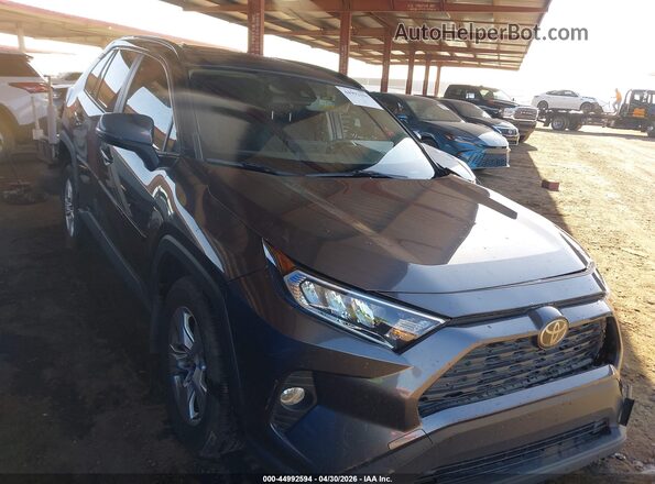 JTMP1RFVXLJ033671 2020 TOYOTA LE Серебряный Передняя правая четверть
