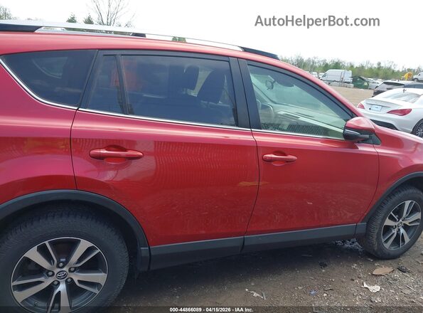 JTMRFREV1HJ116912 2017 TOYOTA LE Красный Вид задней части салона
