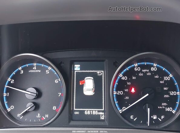 JTMRFREV5HJ135446 2017 TOYOTA LE Red Vista de los asientos traseros