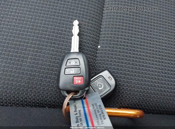JTMRFREV5HJ135446 2017 TOYOTA LE Red Vista del salpicadero