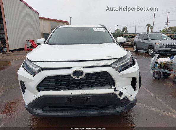 JTMW1RFVXPD097192 2023 TOYOTA LE Белый Вид спереди