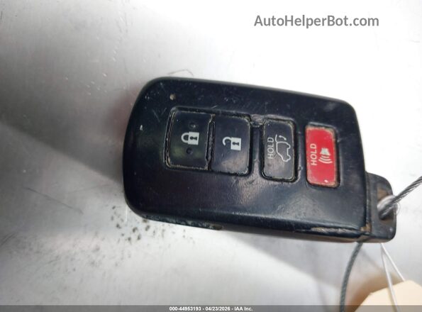 JTMWFREV5JD112837 2018 TOYOTA LE Blue Vista del salpicadero