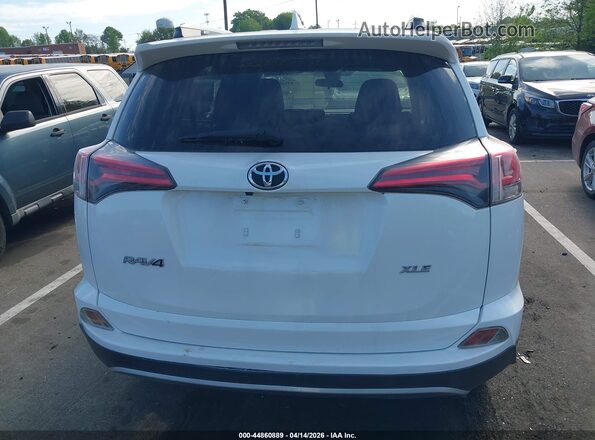 JTMWFREV8JJ167493 2018 TOYOTA LE Белый 